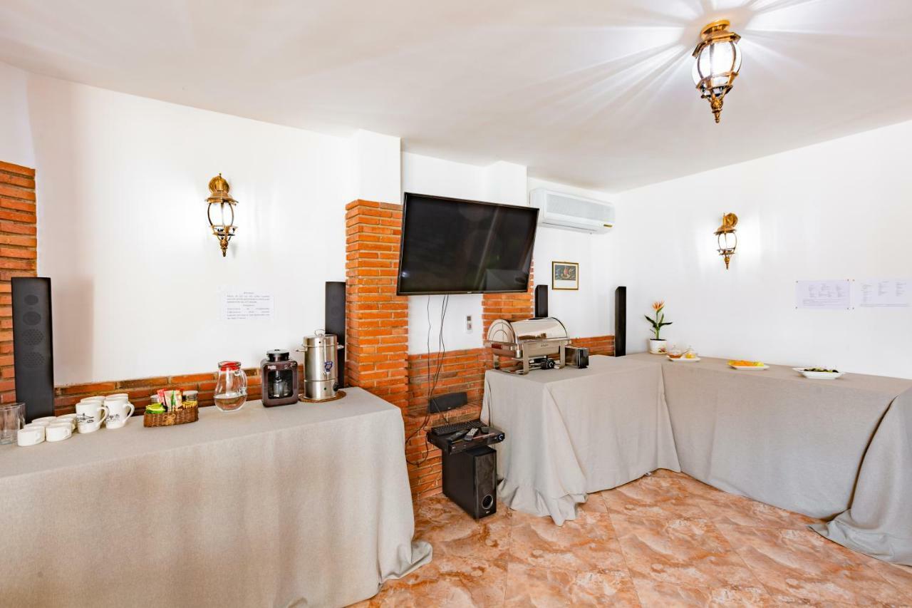 Villa Tiflisi Ngoại thất bức ảnh